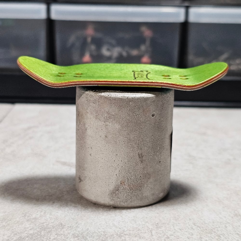 lava lamp - 37mm egg