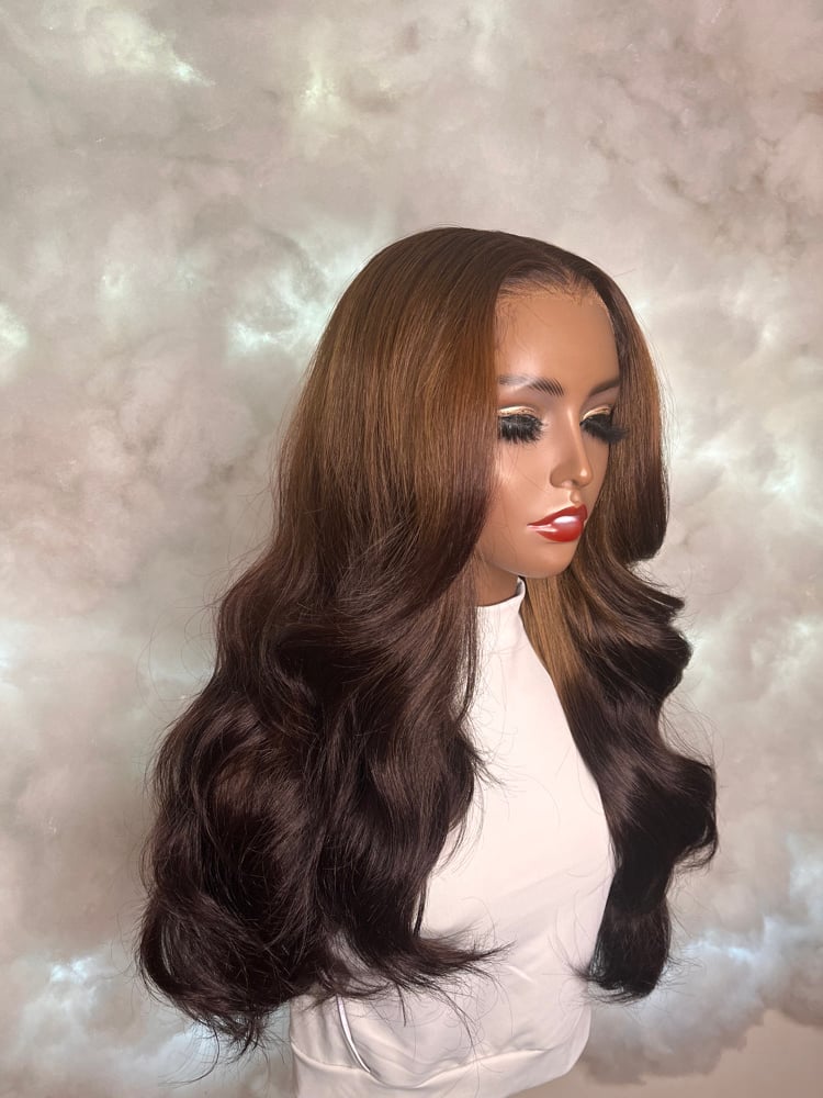 Image of Outre Perfect Hairline Glueless 13x6 HD Lace Front Wig - ATLAS  ( 3DR4/CHESTOMB)