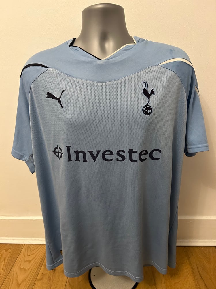 Image of Tottenham Hotspur “MODRIĆ 14” 2010/11 Away Cup Shirt (XL)