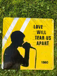 Image 1 of Love - metal plate 30 x 30 cms 