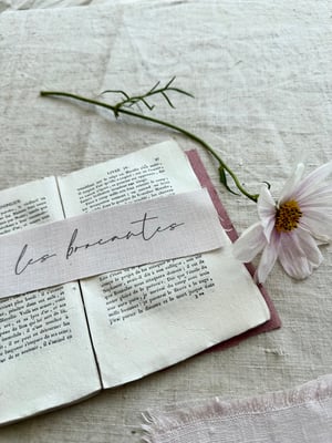 Image of Linen labels in beautiful French script