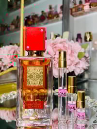 Image 2 of Ana Abiyed Scarlet