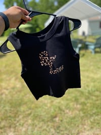 Cropped Tee (Black/Cheetah) 