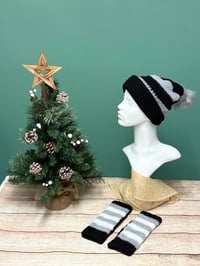 Image 3 of 4 in 1 Hat & Handwarmer Set, Size M  (Adult) Black, Grey & White