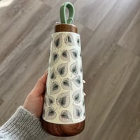 Image 2 of ΜΠΟΥΚΑΛΙ ΘΕΡΜΟΣ ΠΡΑΣΙΝΑ ΦΥΛΛΑ