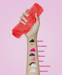 Image 4 of Makeup Eraser | Solid Pro - Love Red