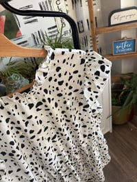 Image 3 of Ruffle sleeve printed top