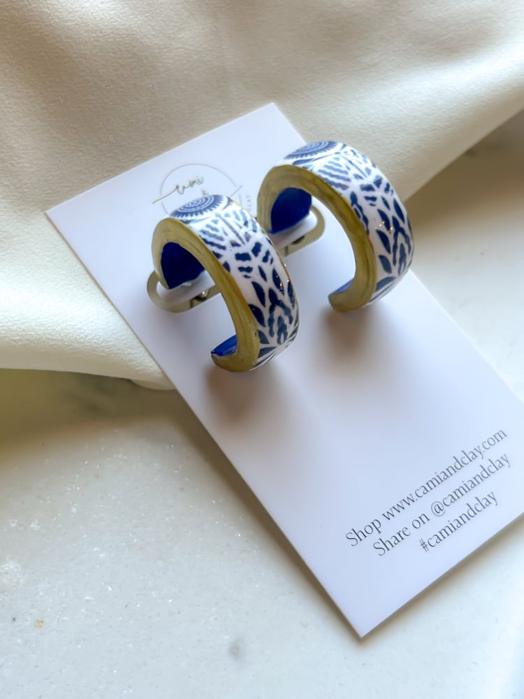Azul Medium Hoops