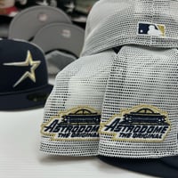 Image 2 of New Era 59Fifty Navy White Gold Trucker 🌹