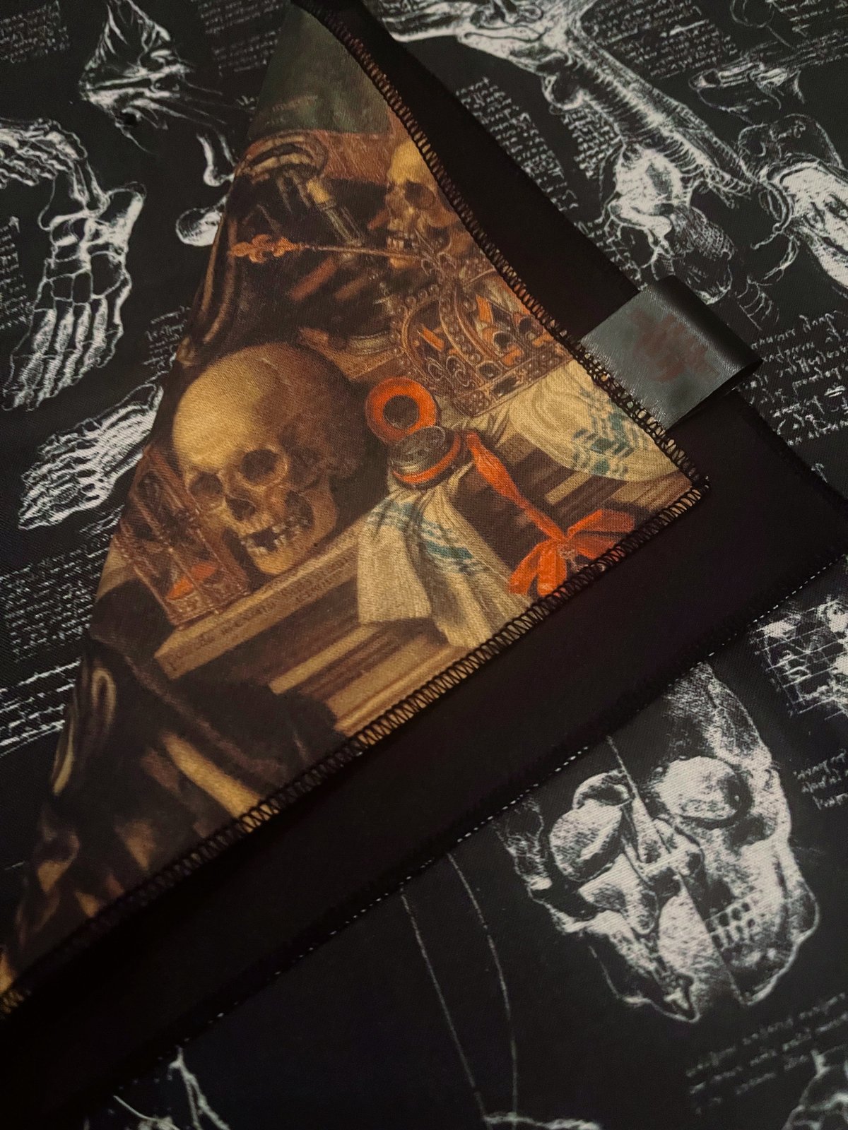 Memento Mori 8x8 | Hellbound Hanks