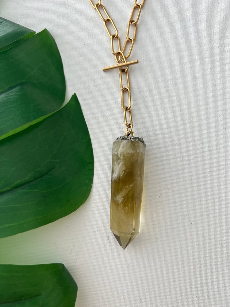 Image of GOLDRAY • Yellow Citrine Crystal Necklace