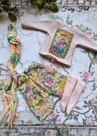 Image 2 of Blythe Spring set 17