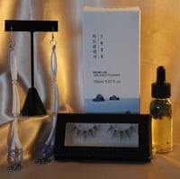 Image 3 of Earring Of The Month Box