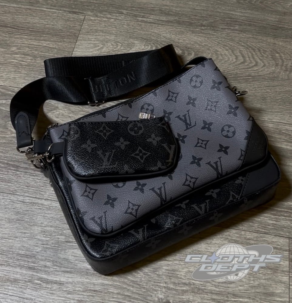 Image of LV Crossbody/Shoulder Baggg
