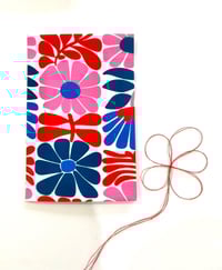 Market Flowers Pink & Blue