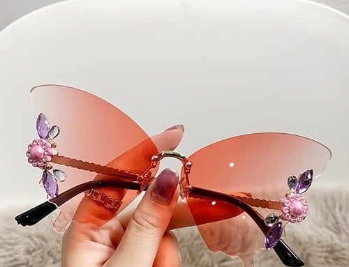 Image of Conceited Sun Glasses 