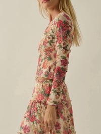 Image 5 of A set for spring