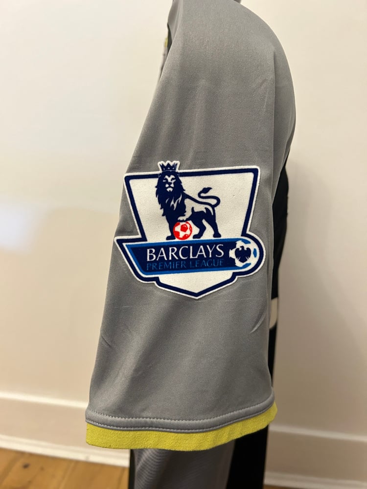 Image of Tottenham Hotspur “BALE 11” 2012/13 Third Shirt (S)