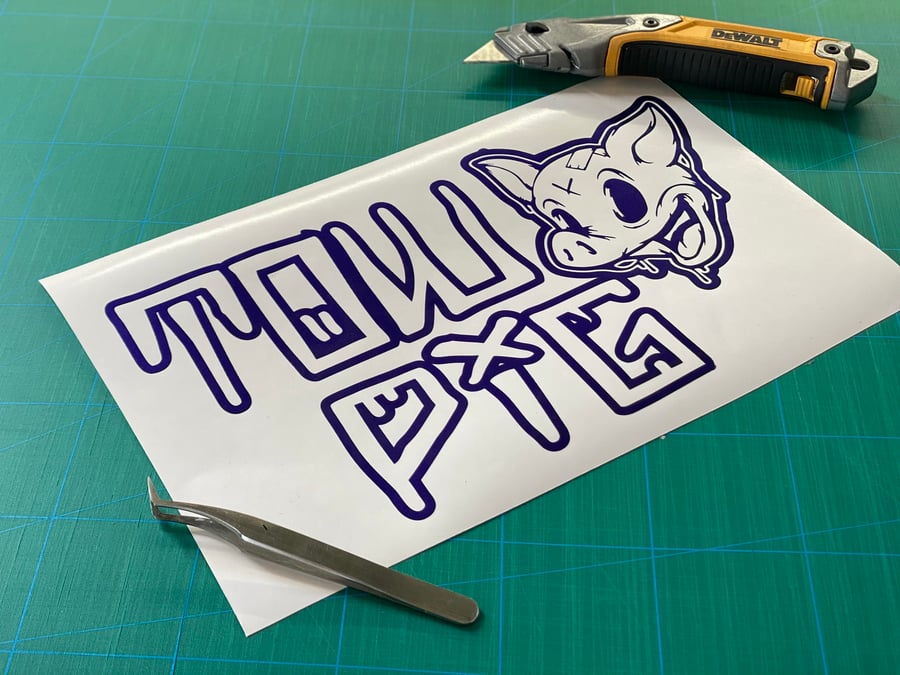 Image of 10" Tow Pig Decal