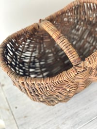Image 7 of Ancien panier - osier