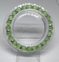 Light Green Glass Cat Eye Bracelet 