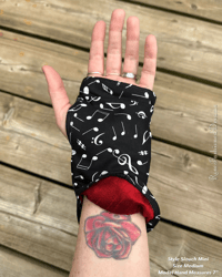 Image 21 of Ready To Ship Silk Lined Fingerless Gloves Size Medium (Style Slouch Mini)