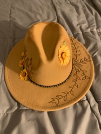 Image 3 of “Consumado Es” Hand-Burned Narrow Panama Hat