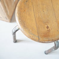 Image 5 of Tabouret Ancien d’atelier