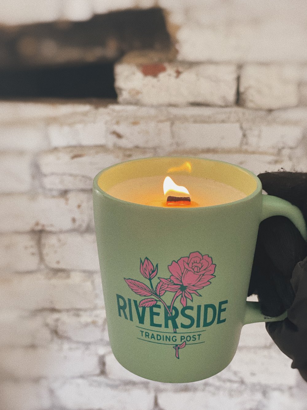 Riverside Trading Company Mug Candle