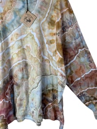 Image 7 of XXL Unisex Adult Soft Long Sleeve Tee in Muted Geode Ice Dye
