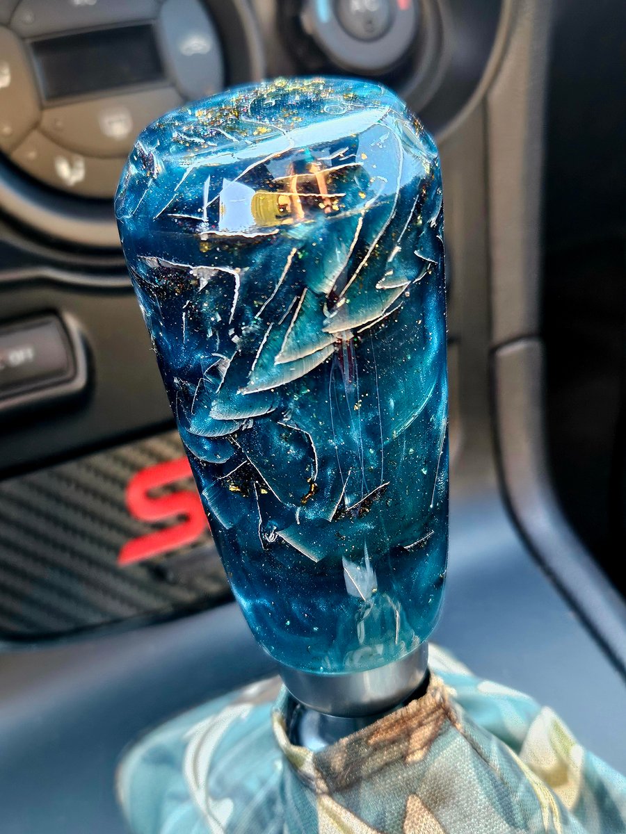 Image of Resin/Aluminum Gold Flake Shift Knob 