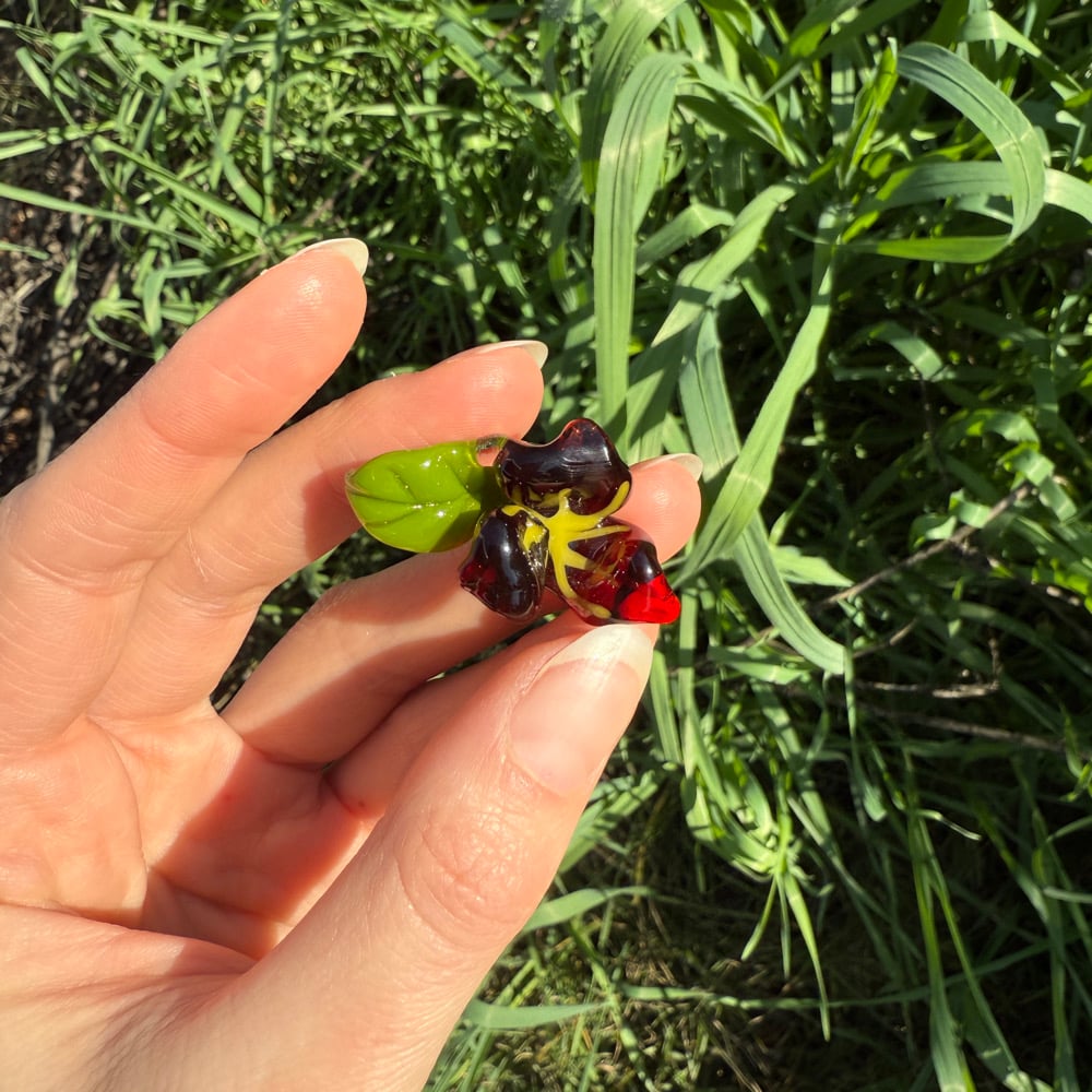 Image of Three Petaled Flower Pendants 