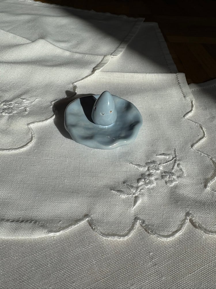Image of Droplet Ring Holder