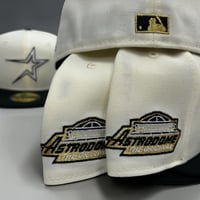 Image 3 of New Era 59Fifty Chrome / Black/ Metallic Gold