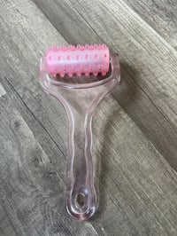 skin roller