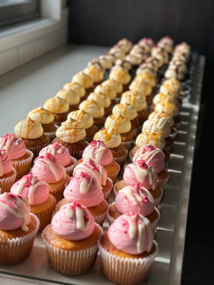 Image of PERSONALISED CUPCAKES