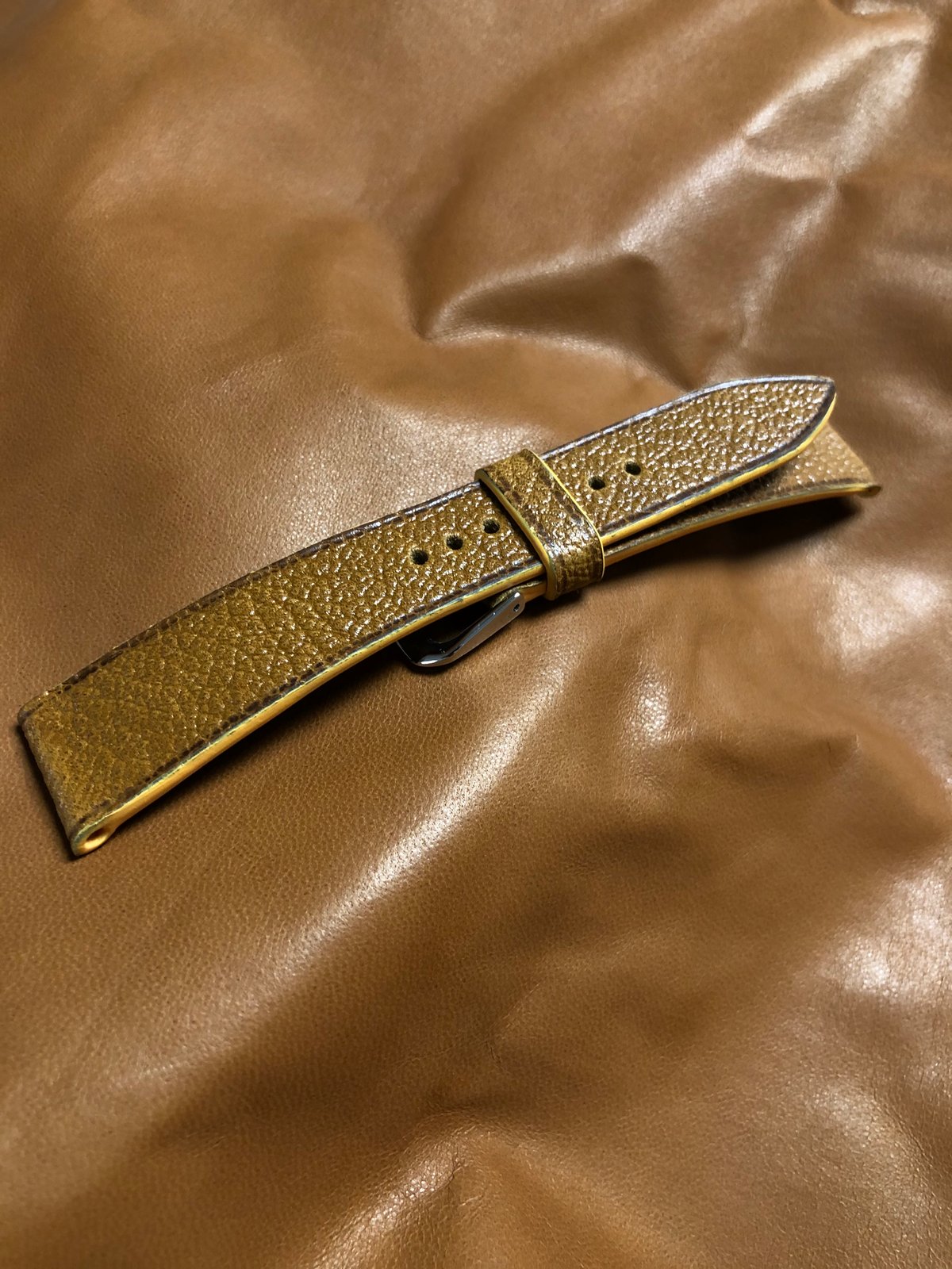 Image of Grained Calfskin "vintage Yellow Edge" Watch Strap
