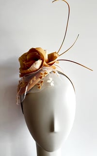 Image 1 of Small cream straw button 