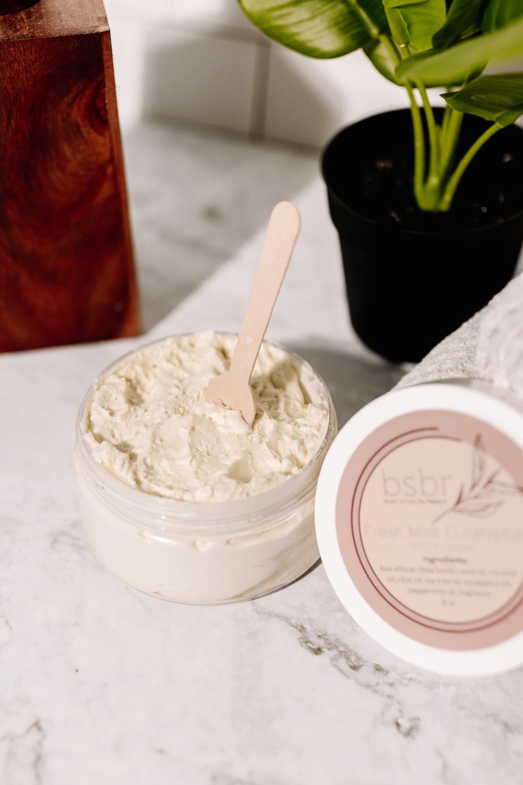 Fresh Mint Eucalyptus Body Cremé | Body Scrubs by Rebeca