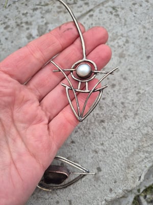 Black and white open necklace 