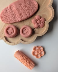 Image 2 of Little Makers: In Bloom