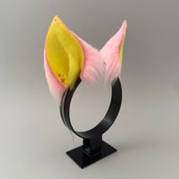 Image 3 of FLUTTERSHY Pony