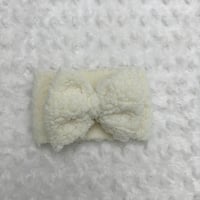 White Sherpa Bow