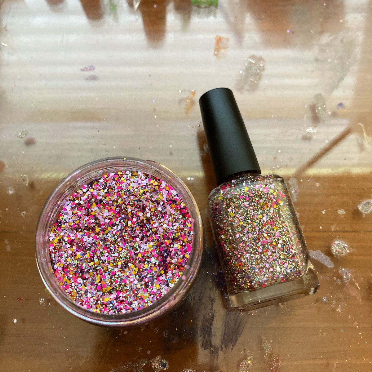 Kitchen Sink LE Glitter