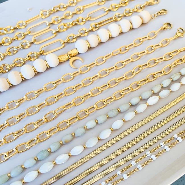 NINON | Bracelet perles bois pendentif lune