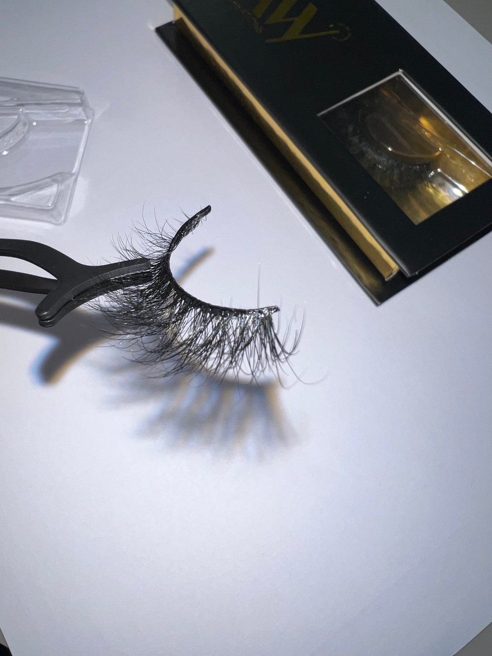 Image of “FIJI” Eyelashes