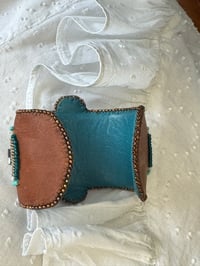 Image 6 of Manchette Terra Sacra