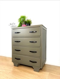 Image 5 of Vintage Chest Of Drawers painted in olive green/grey
