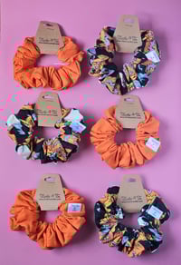 Image 12 of Halloween Scrunchie -SKU 301