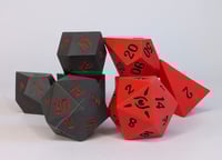 Image 3 of Queen of Hearts<br>Jesmonite 8 Piece Polyhedral set